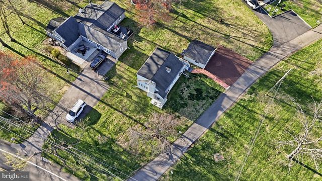 879 BRIDGETOWN PIKE, Langhorne, PA 19053