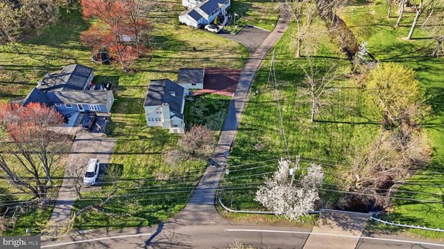 879 BRIDGETOWN PIKE, Langhorne, PA 19053