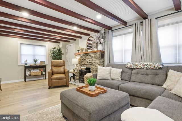 879 BRIDGETOWN PIKE, Langhorne, PA 19053