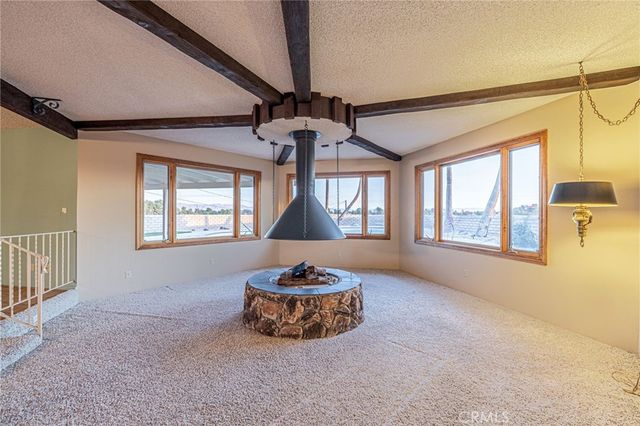 19459 Shasta Road, Apple Valley, CA 92307