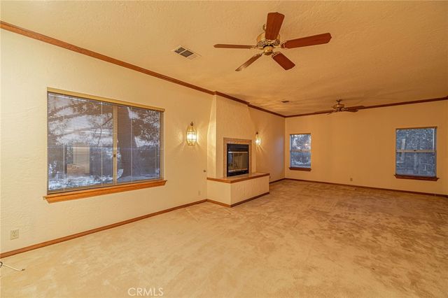 19459 Shasta Road, Apple Valley, CA 92307