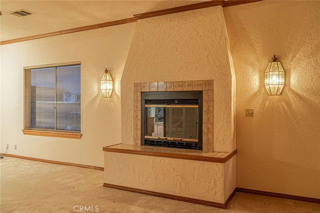 19459 Shasta Road, Apple Valley, CA 92307