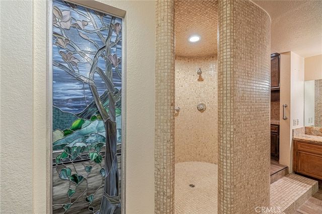 19459 Shasta Road, Apple Valley, CA 92307