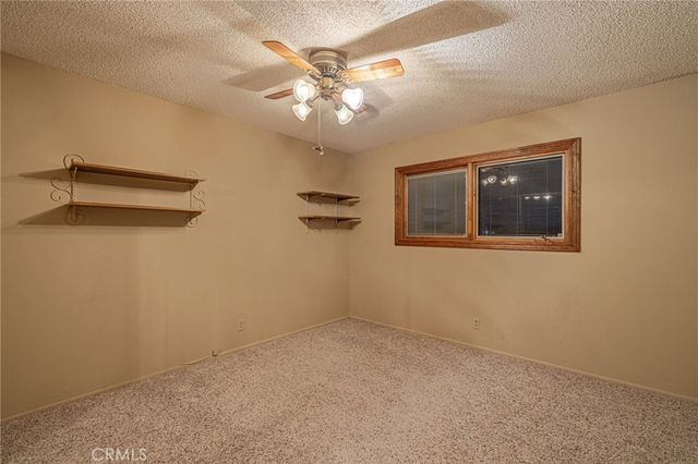 19459 Shasta Road, Apple Valley, CA 92307
