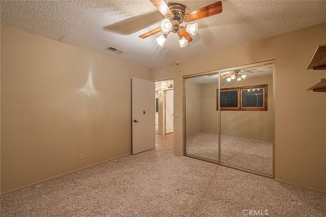 19459 Shasta Road, Apple Valley, CA 92307