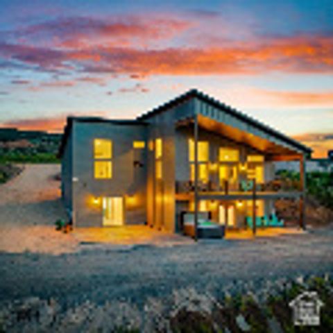 3042 S CHUKAR DR, Garden City, UT 84028