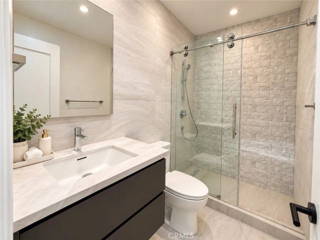 635 Vista Bonita, Newport Beach, CA 92660