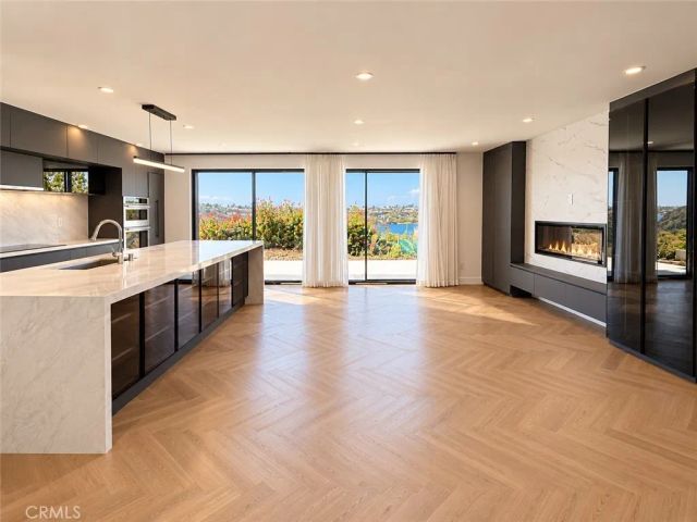 635 Vista Bonita, Newport Beach, CA 92660