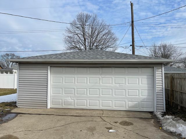 937 N Wood Avenue, Griffith, IN 46319