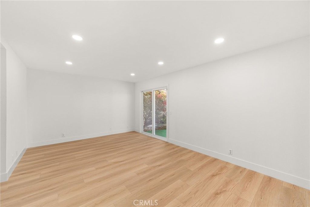 Image 15 of property listing at 1348 Hickory, La Verne, CA 91750