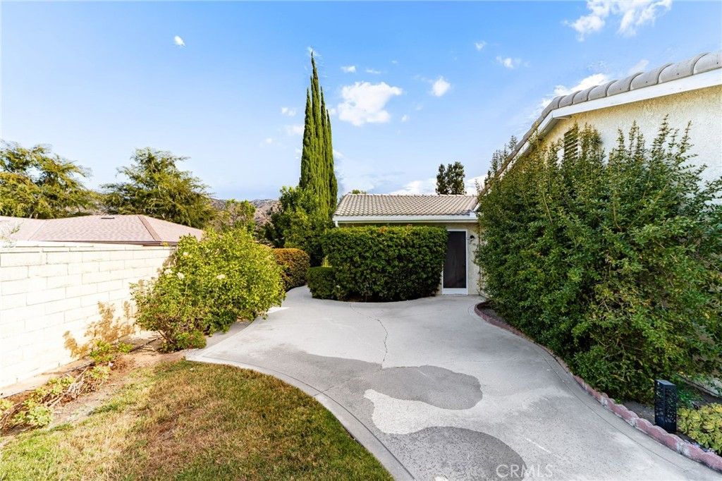 Image 32 of property listing at 1348 Hickory, La Verne, CA 91750