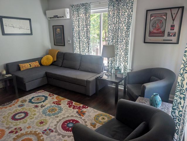 4308 Avenue G Ave B-1, Austin, TX 78751