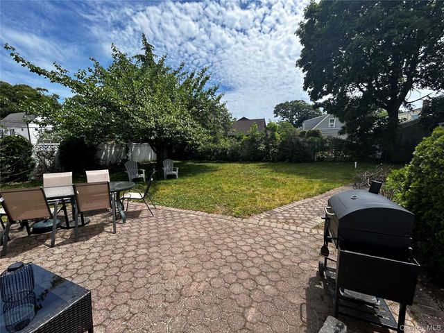 390 Atlantic Avenue, East Rockaway, NY 11518