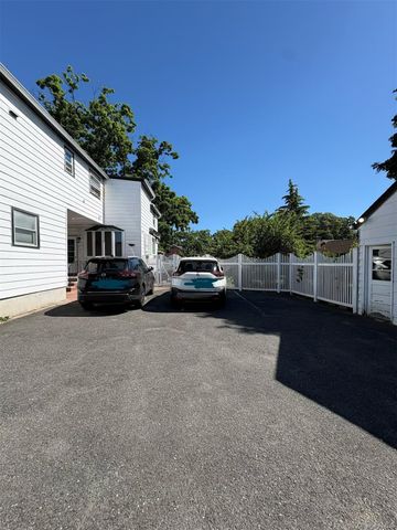 390 Atlantic Avenue, East Rockaway, NY 11518