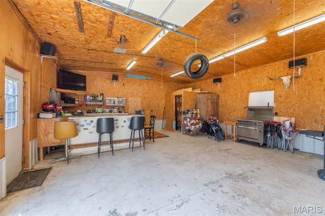 16747 Chalk Bluff Trail, Dexter, MO 63841