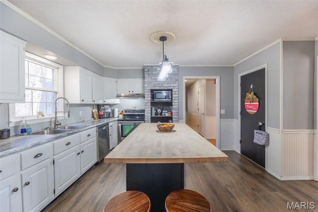 16747 Chalk Bluff Trail, Dexter, MO 63841