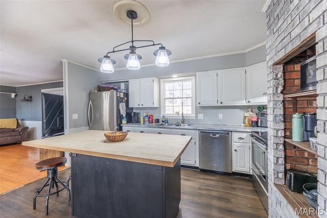 16747 Chalk Bluff Trail, Dexter, MO 63841