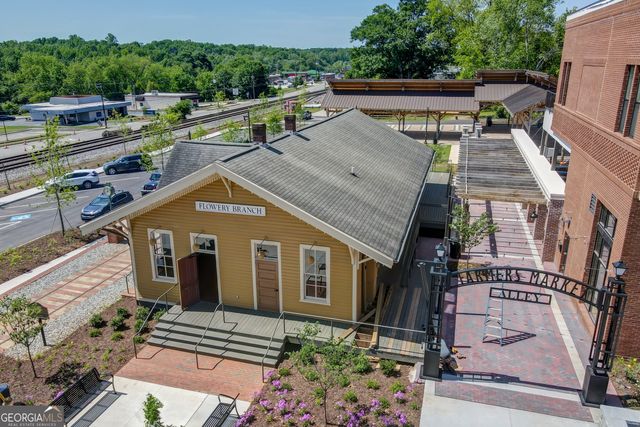 5566 Spring Street, Flowery Branch, GA 30542
