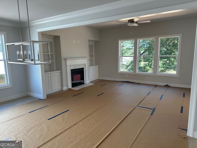 5566 Spring Street, Flowery Branch, GA 30542