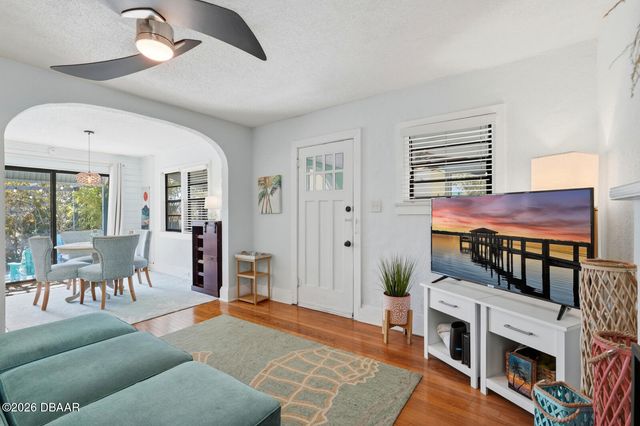 7 Clarendon Court, Daytona Beach, FL 32118