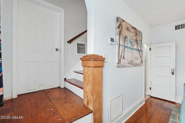 7 Clarendon Court, Daytona Beach, FL 32118