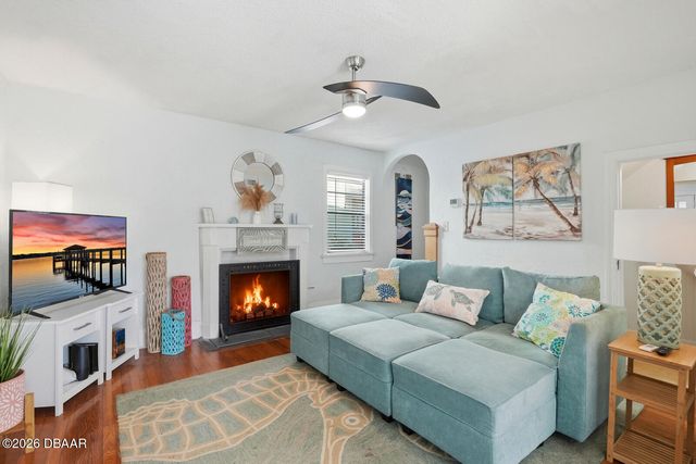 7 Clarendon Court, Daytona Beach, FL 32118