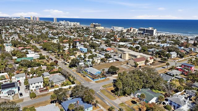 7 Clarendon Court, Daytona Beach, FL 32118