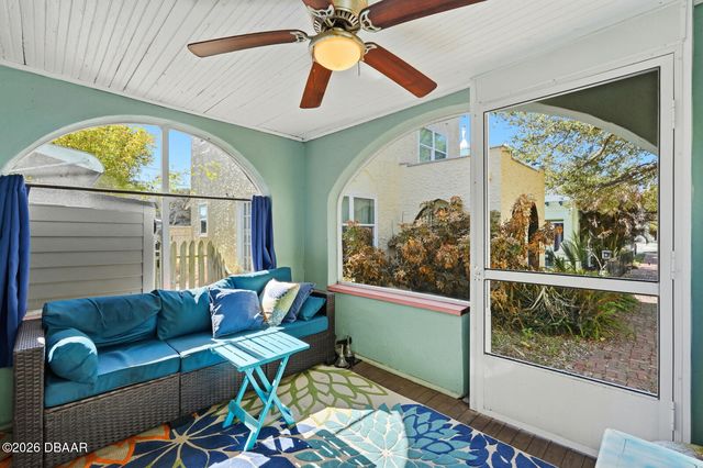 7 Clarendon Court, Daytona Beach, FL 32118