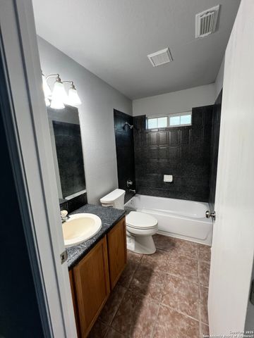 247 Iroquois, San Antonio, TX 78211