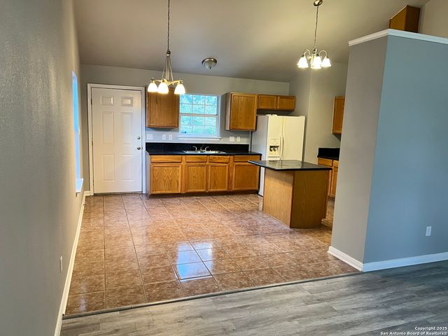 247 Iroquois, San Antonio, TX 78211