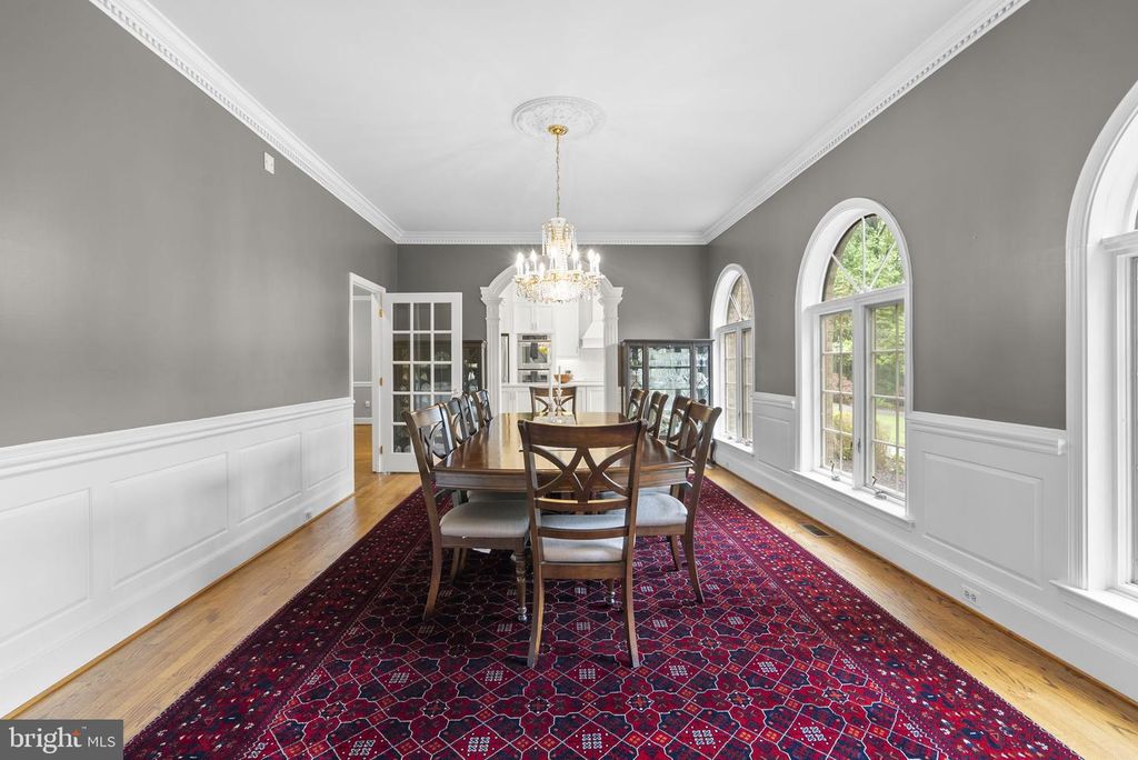 Image 14 of property listing at 650 BRYANTS NURSERY RD, Silver Spring, MD 20905
