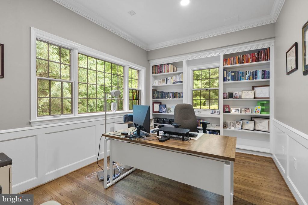 Image 17 of property listing at 650 BRYANTS NURSERY RD, Silver Spring, MD 20905