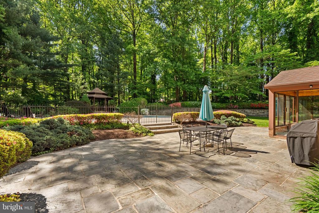 Image 35 of property listing at 650 BRYANTS NURSERY RD, Silver Spring, MD 20905