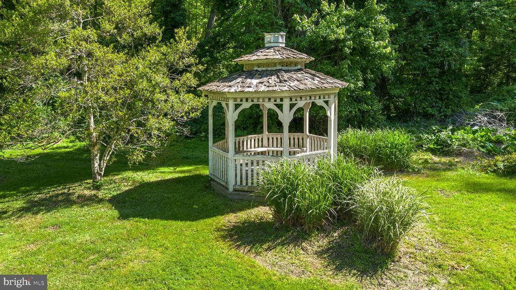 Image 38 of property listing at 650 BRYANTS NURSERY RD, Silver Spring, MD 20905