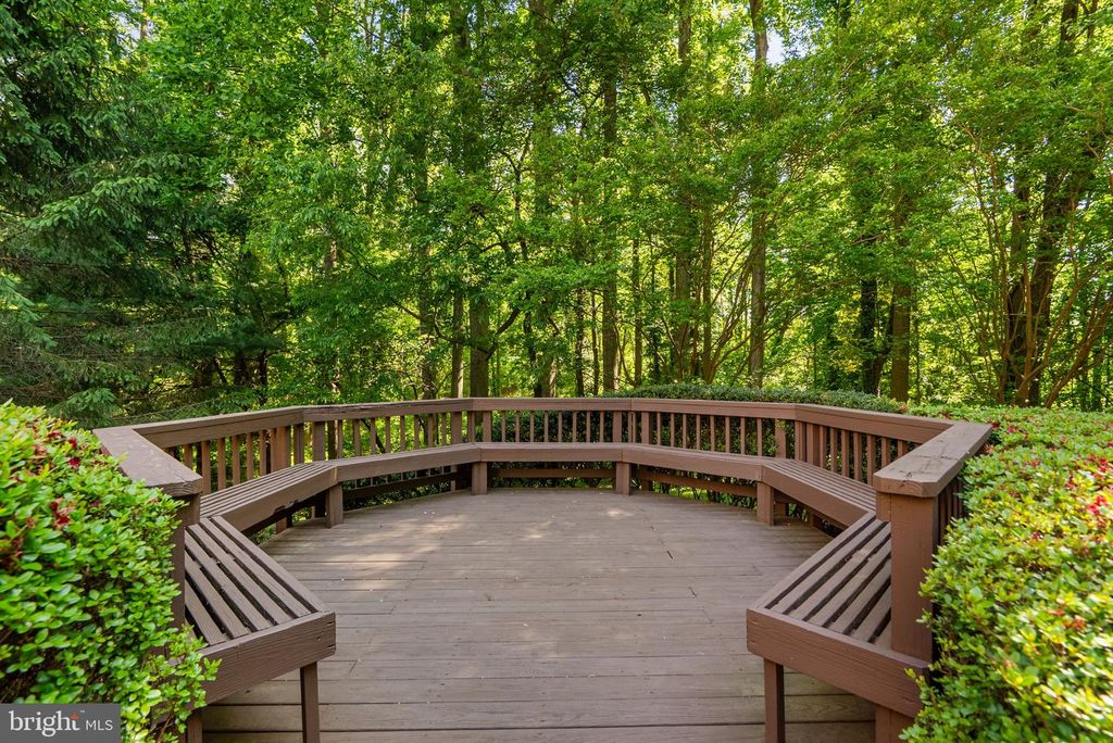 Image 40 of property listing at 650 BRYANTS NURSERY RD, Silver Spring, MD 20905