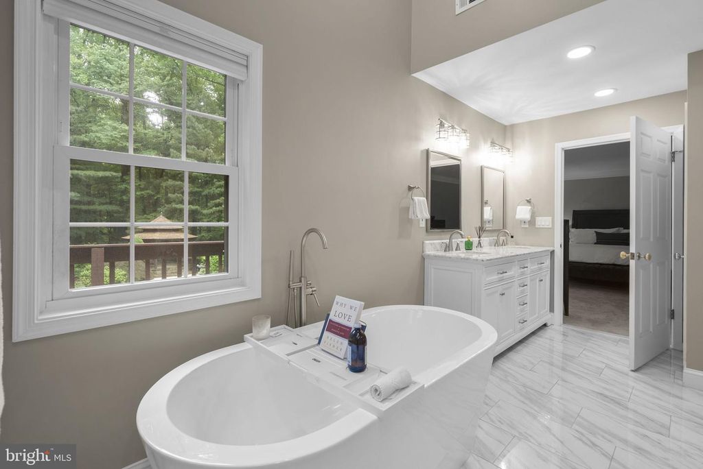 Image 46 of property listing at 650 BRYANTS NURSERY RD, Silver Spring, MD 20905