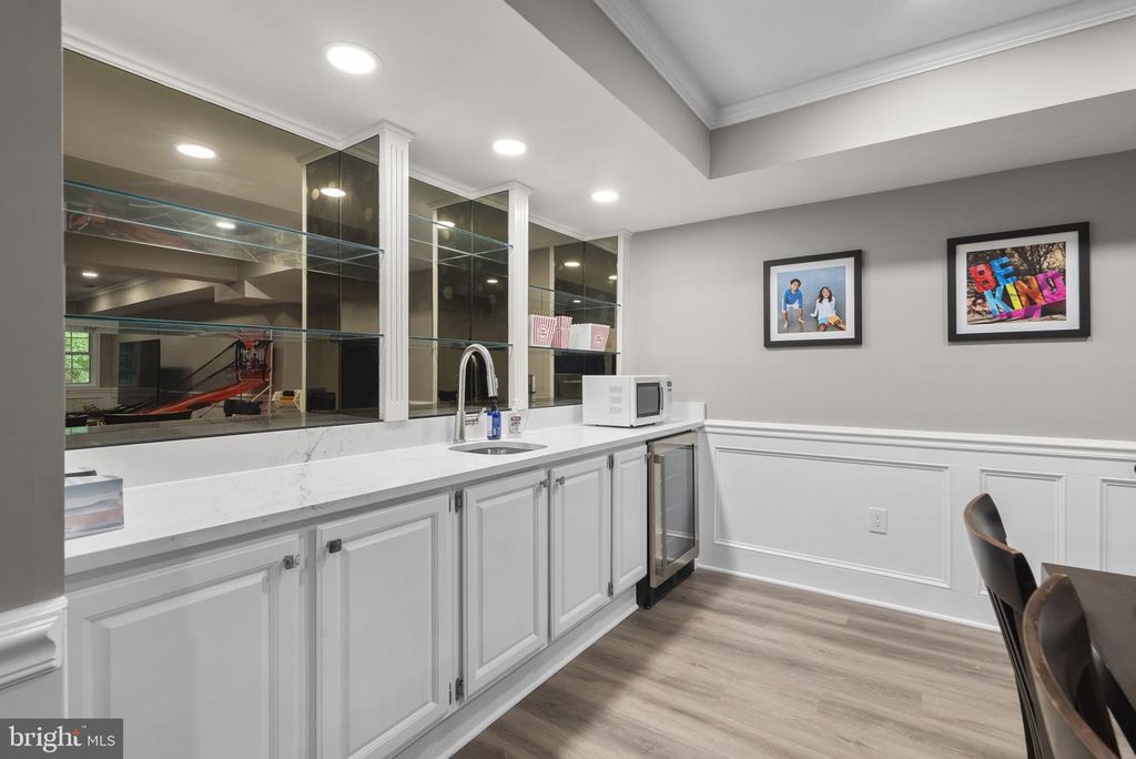 Image 61 of property listing at 650 BRYANTS NURSERY RD, Silver Spring, MD 20905