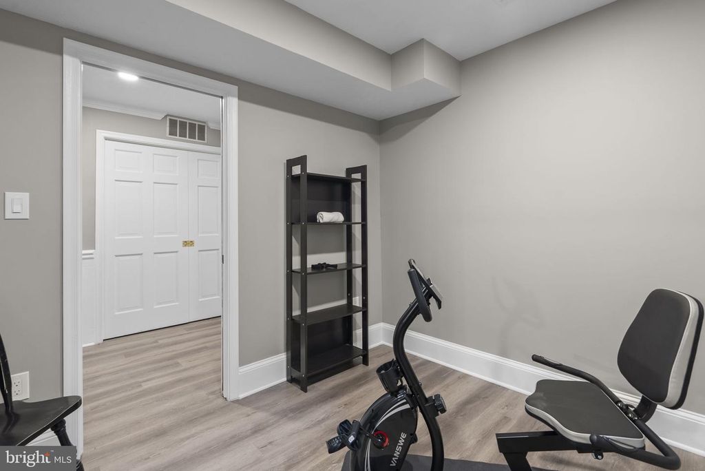 Image 72 of property listing at 650 BRYANTS NURSERY RD, Silver Spring, MD 20905