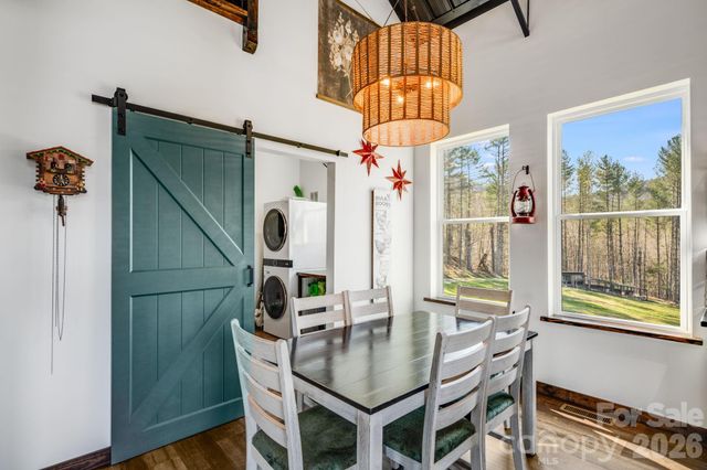 4530 Double Island Road, Green Mountain, NC 28740