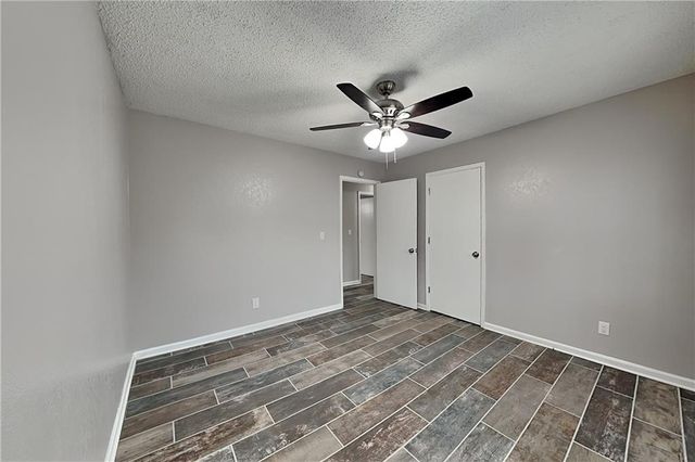 304 Winchester Way, Woodstock, GA 30188