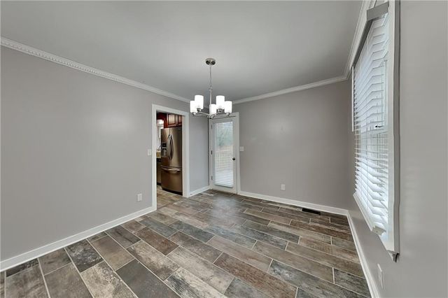 304 Winchester Way, Woodstock, GA 30188