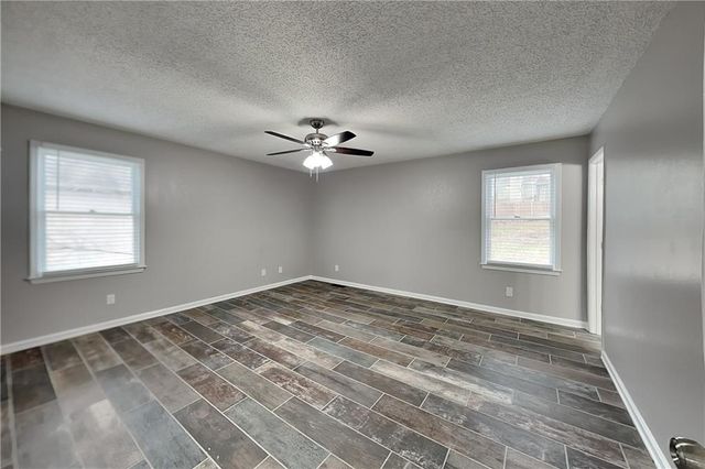 304 Winchester Way, Woodstock, GA 30188