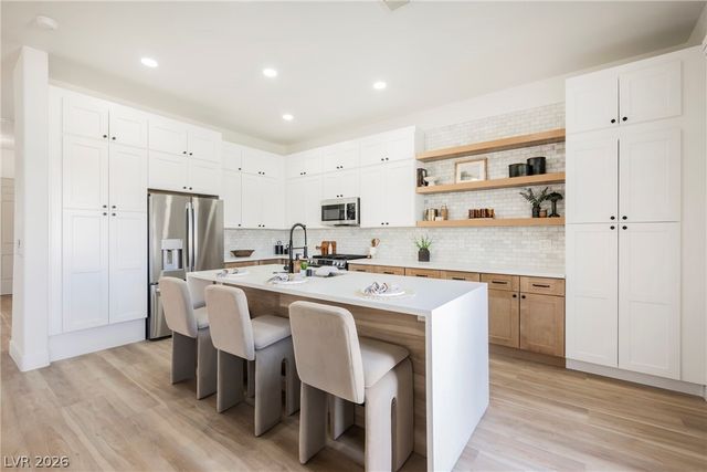 5004 Wayfaring Tree Avenue, Las Vegas, NV 89131