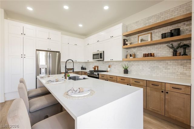 5004 Wayfaring Tree Avenue, Las Vegas, NV 89131