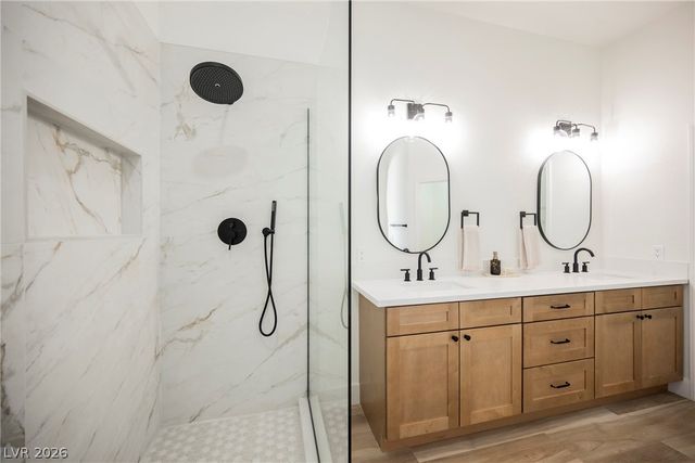 5004 Wayfaring Tree Avenue, Las Vegas, NV 89131