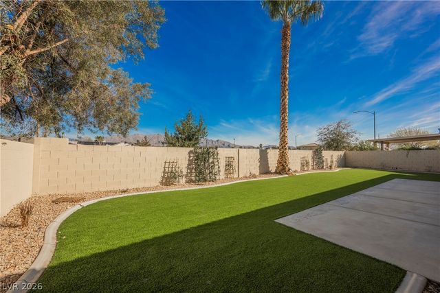 5004 Wayfaring Tree Avenue, Las Vegas, NV 89131