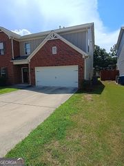 1497 Weatherbrook Circle, Lawrenceville, GA 30043
