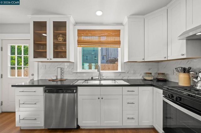 475 Irvington St, Daly City, CA 94014