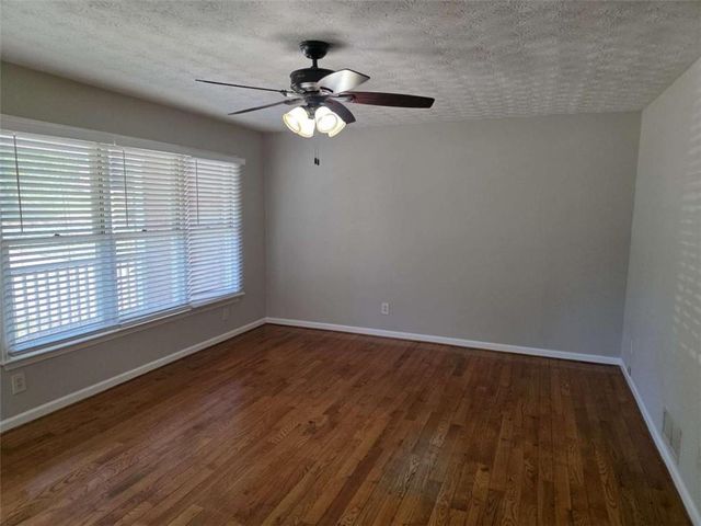 1695 Underwood Drive, Conyers, GA 30013