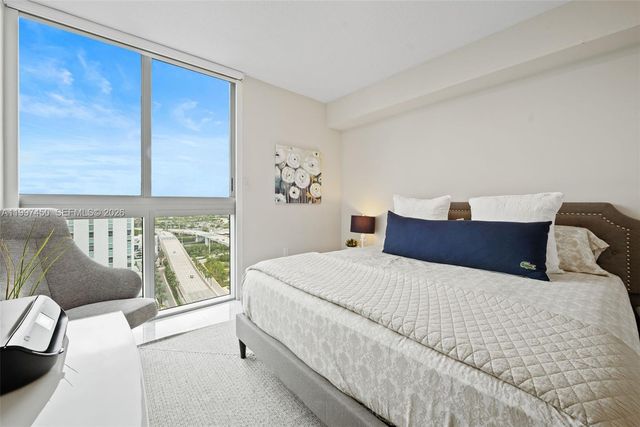 330 Sunny Isles Blvd 5-2102, Sunny Isles Beach, FL 33160